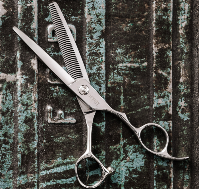 N.769 THINNING SCISSOR